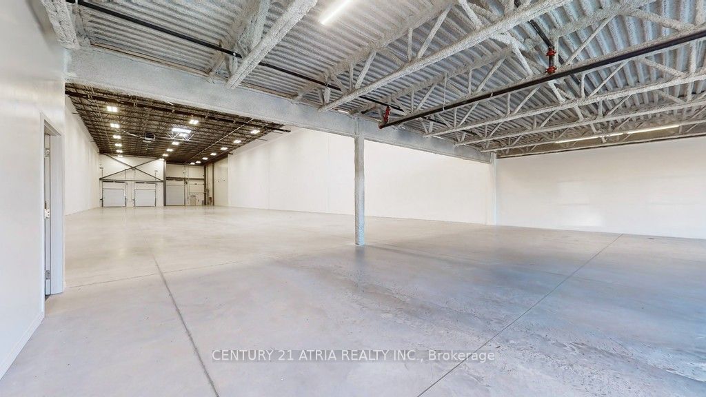 #5 - 2560 Morningside Avenue Property Photo 8