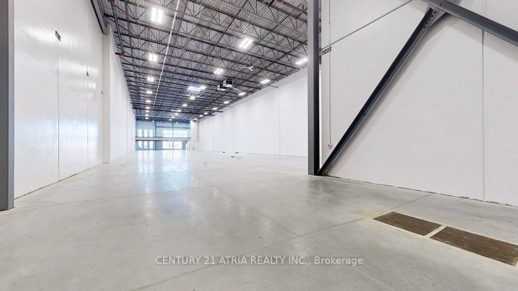 #5 - 2560 Morningside Avenue Property Photo 12