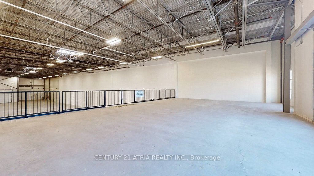 #5 - 2560 Morningside Avenue Property Photo 15
