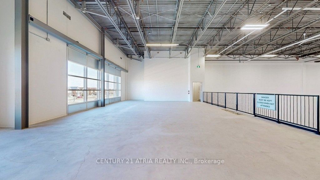 #5 - 2560 Morningside Avenue Property Photo 16