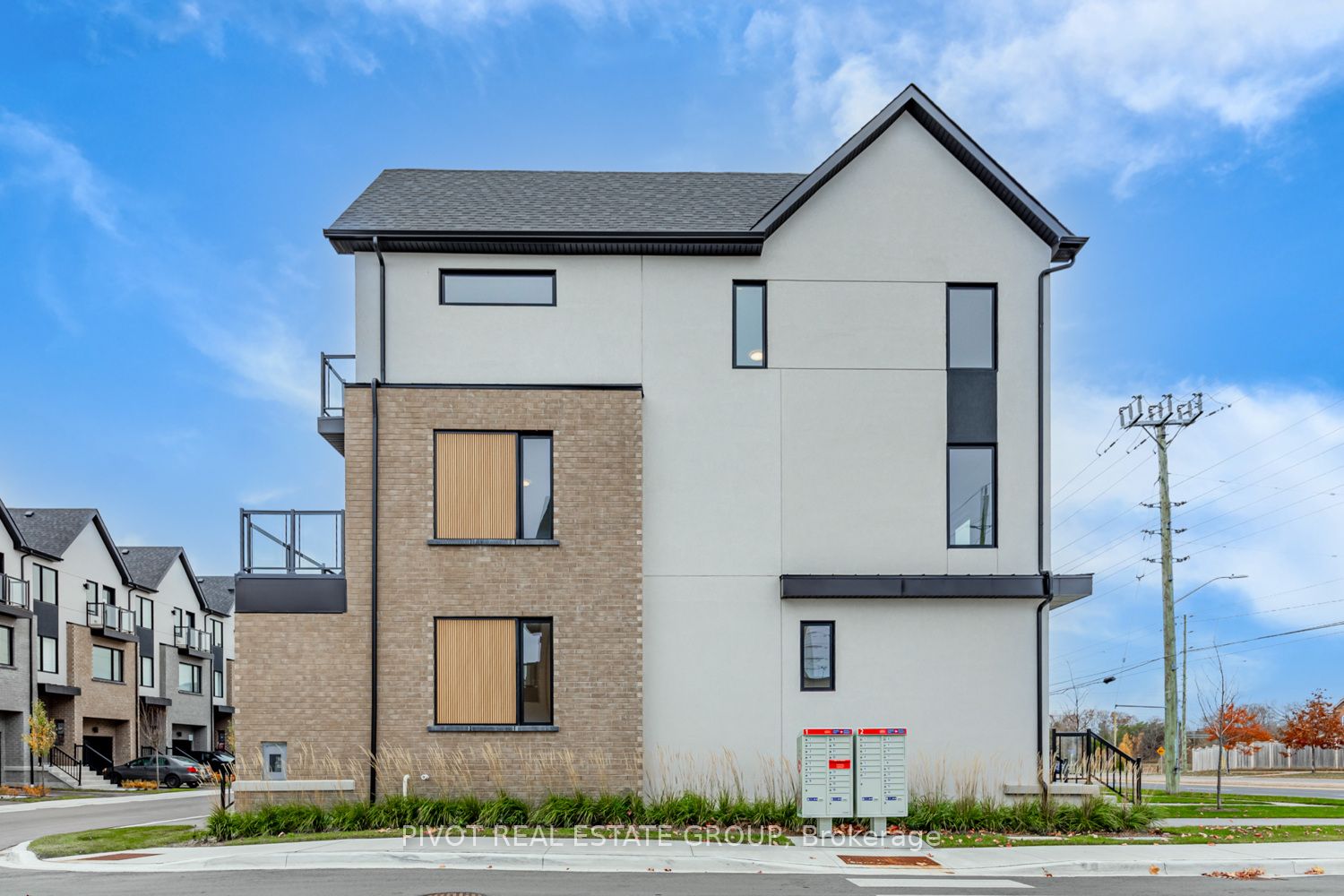 12 Lively Way Property Photo 3