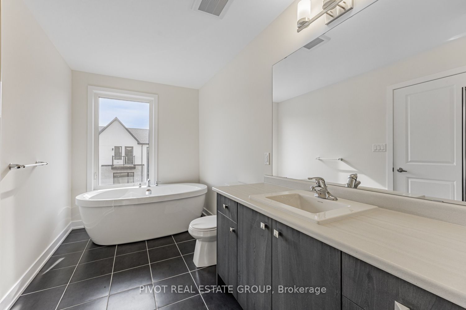 12 Lively Way Property Photo 28