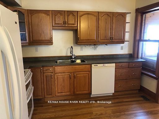 115 Agnes Street Property Photo 8