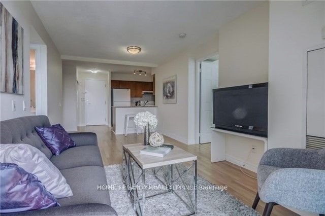#1214 - 83 Borough Drive Property Photo 4