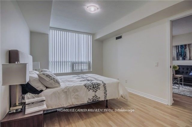 #1214 - 83 Borough Drive Property Photo 7