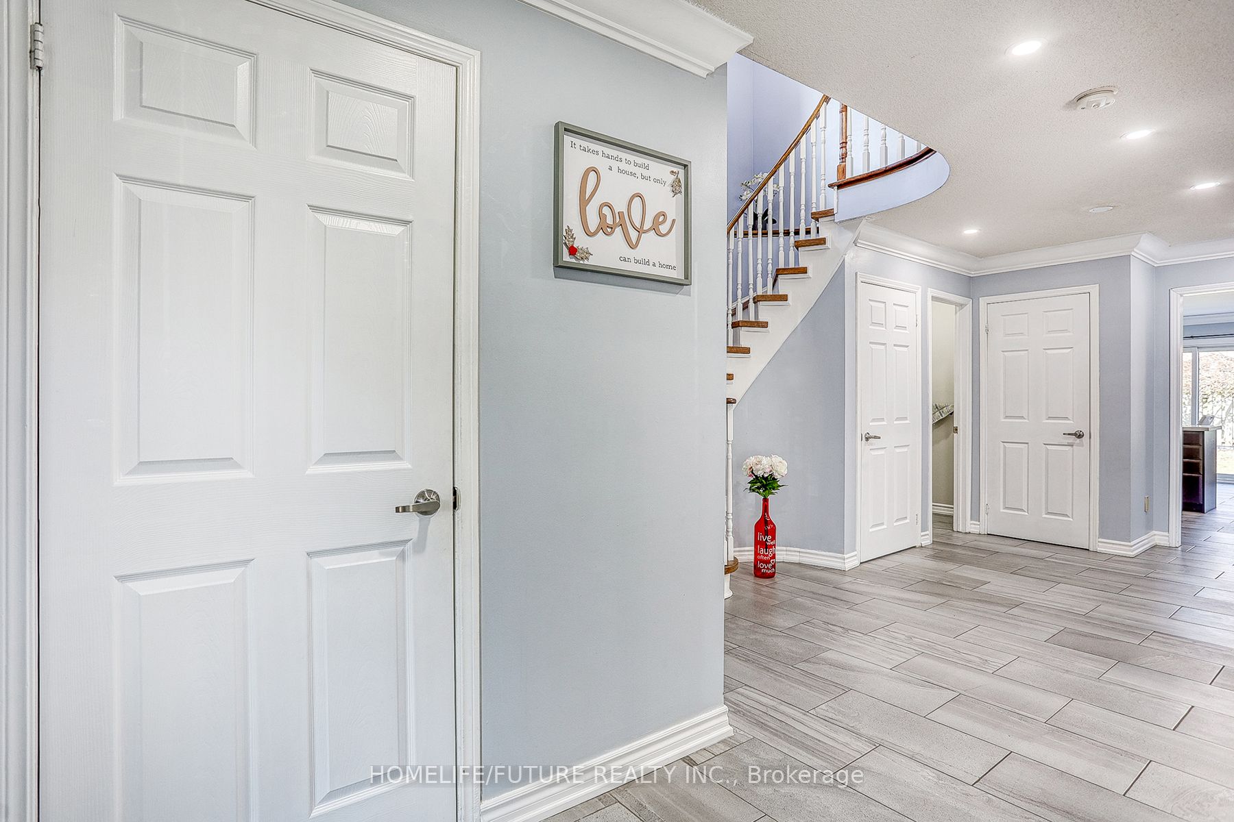 56 Ringwood Drive Property Photo 6