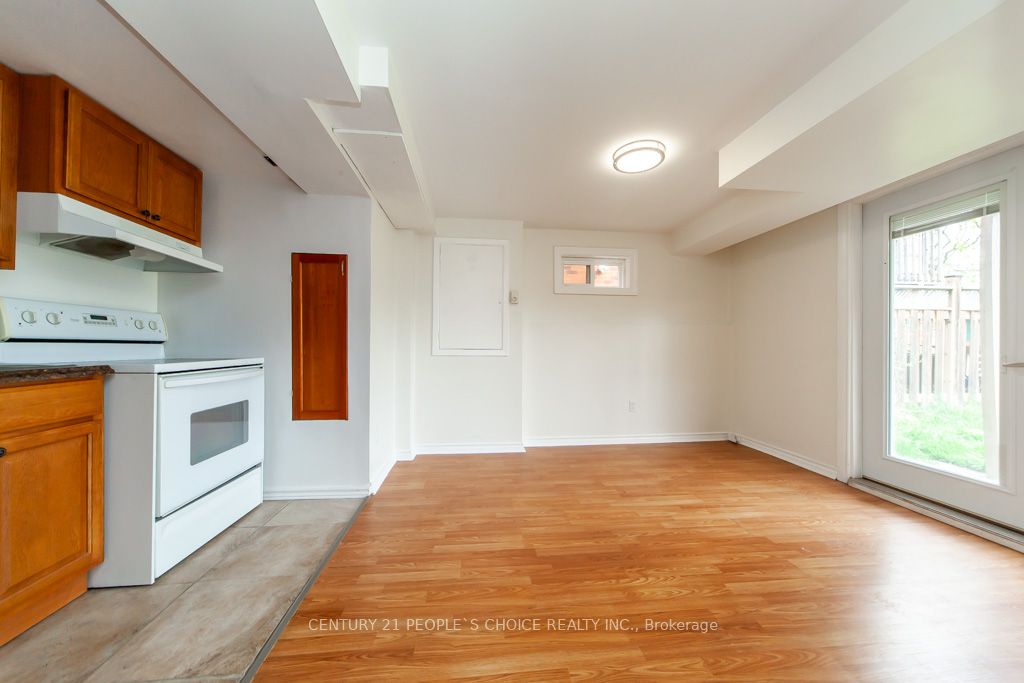 35 Fernbank Place Property Photo 17