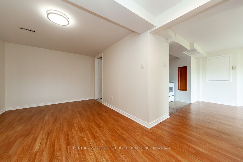 35 Fernbank Place Property Photo 20