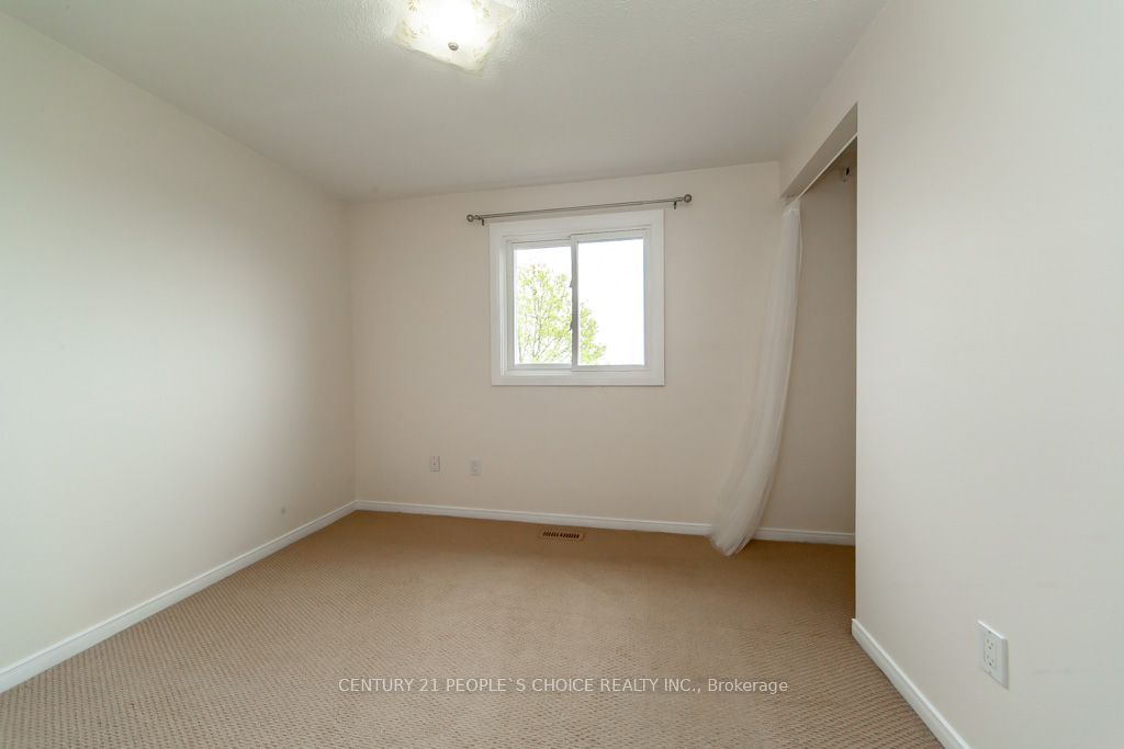 35 Fernbank Place Property Photo 28