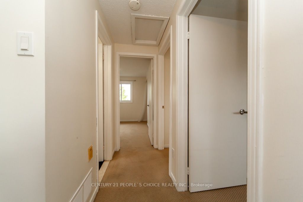 35 Fernbank Place Property Photo 32