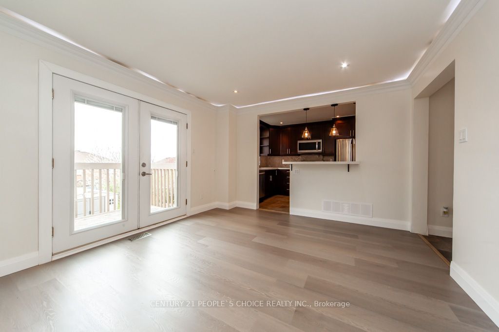 35 Fernbank Place Property Photo 41