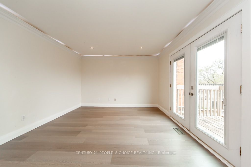 35 Fernbank Place Property Photo 42