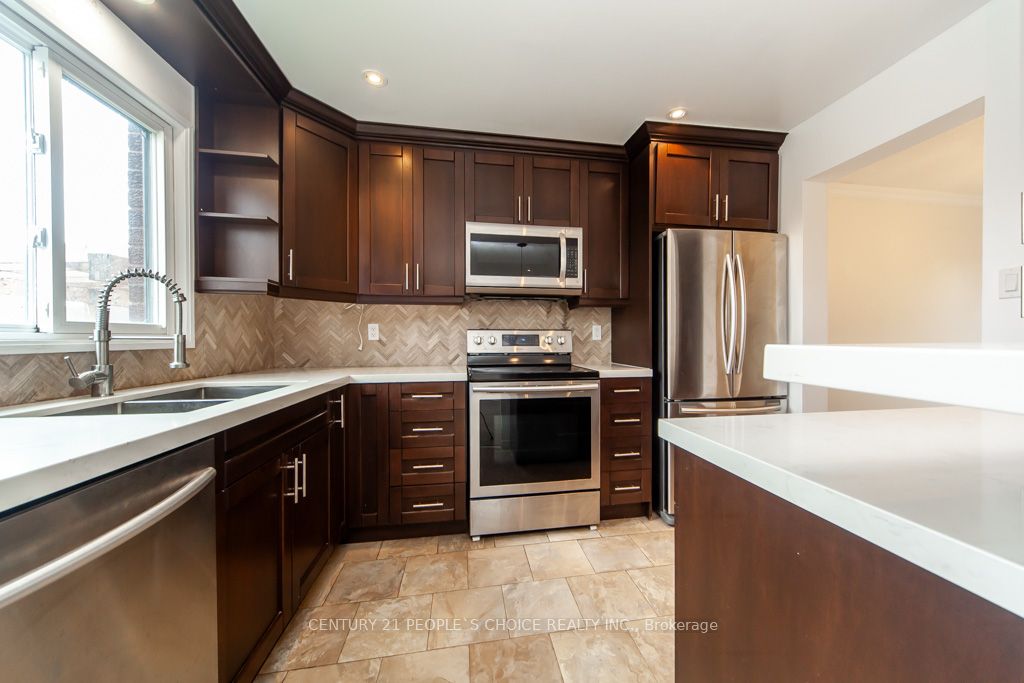 35 Fernbank Place Property Photo 45