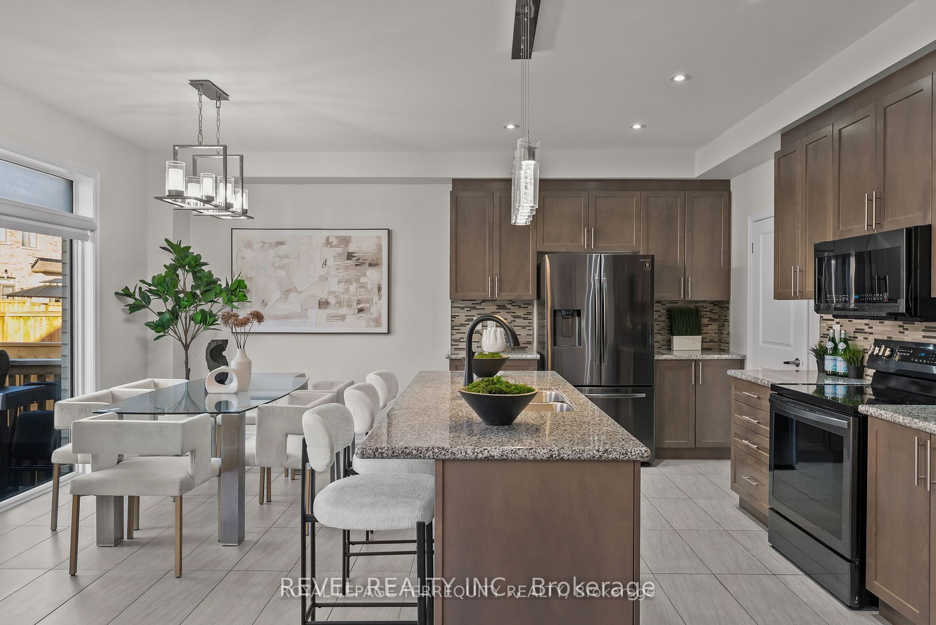 24 Auckland Drive Property Photo 19