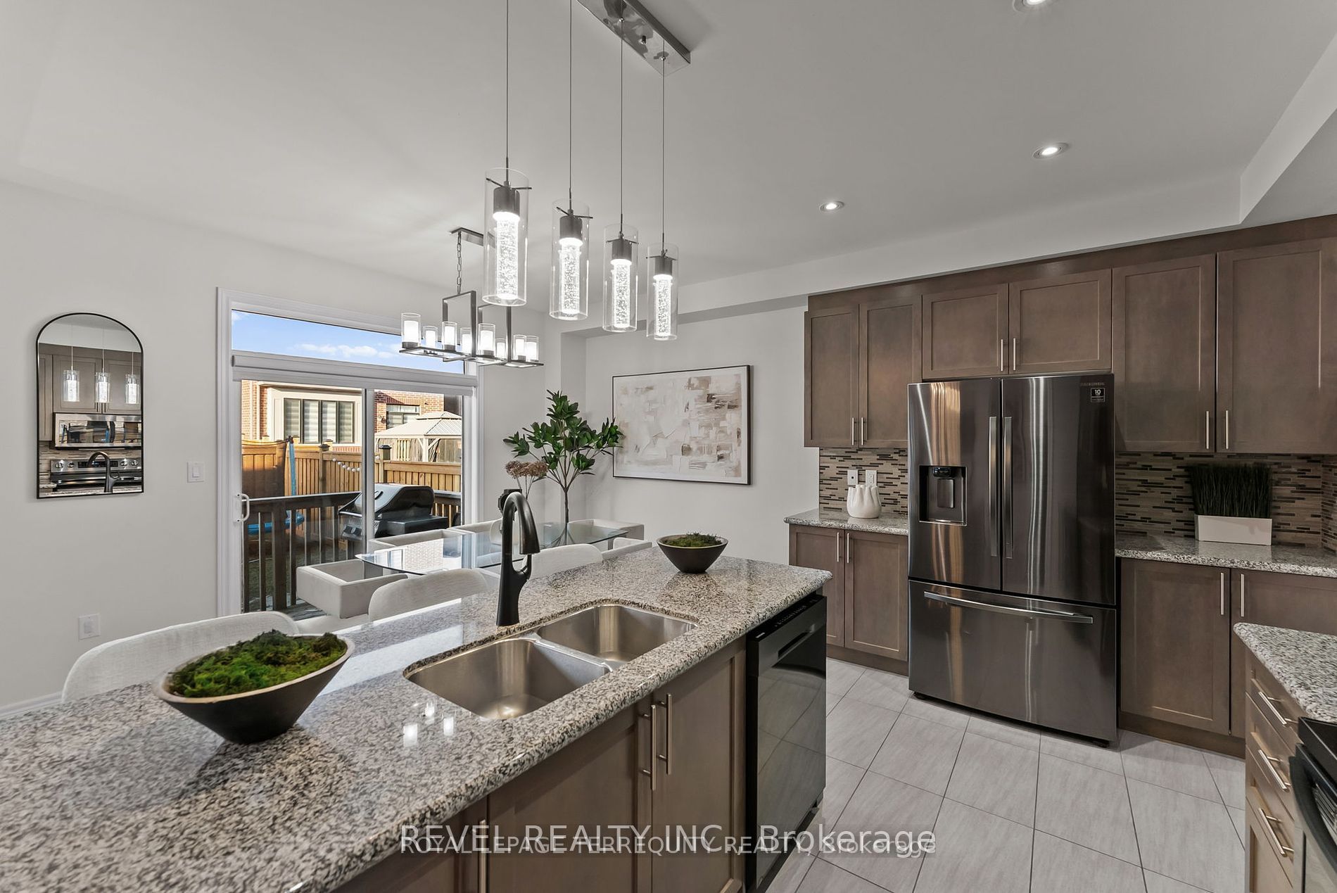 24 Auckland Drive Property Photo 21