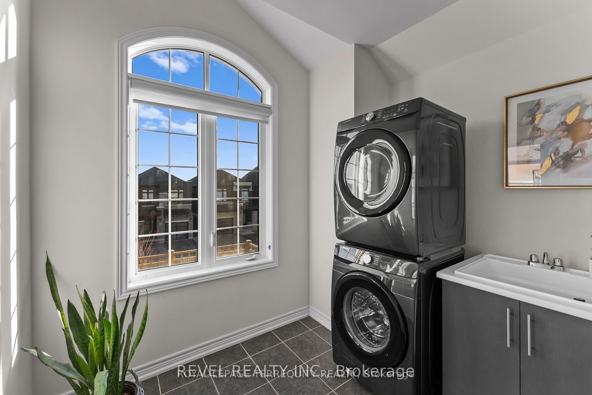 24 Auckland Drive Property Photo 40
