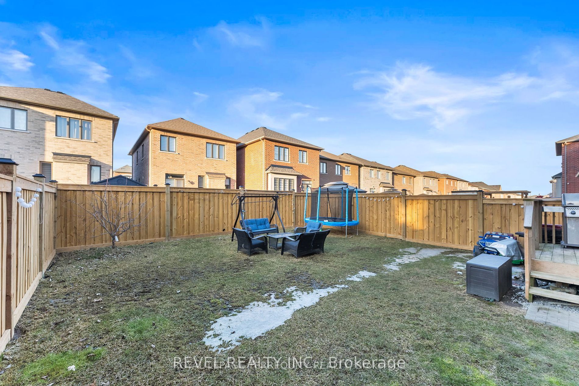 24 Auckland Drive Property Photo 44