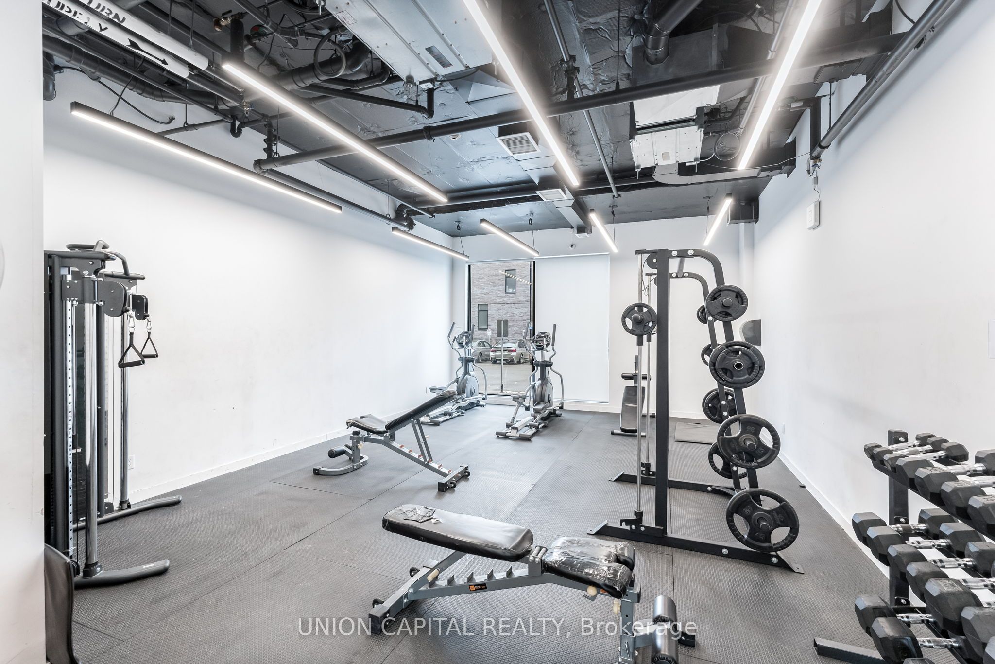 1800 Simcoe Street 201 Property Photo 19