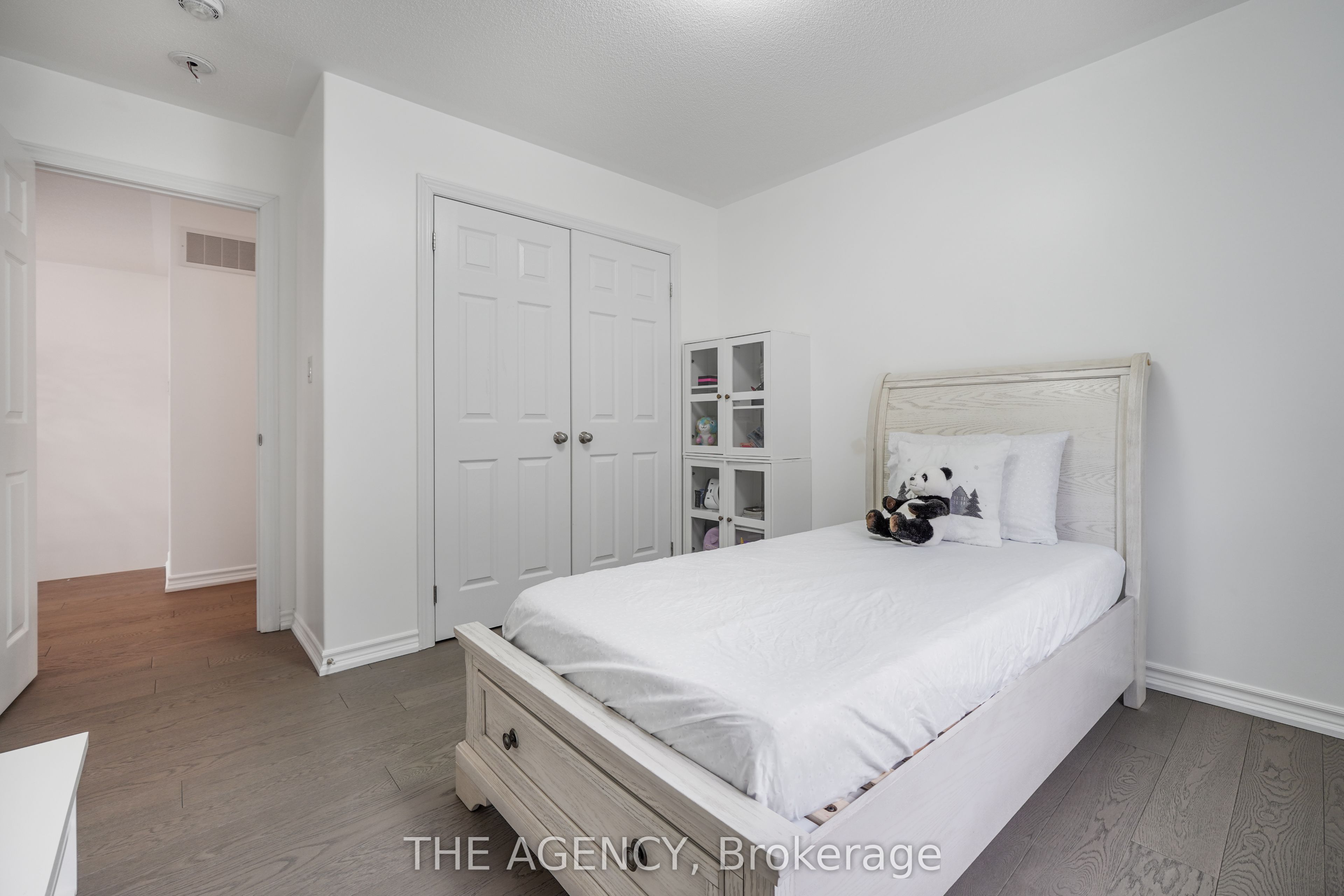 10 Moses Cres Property Photo 16