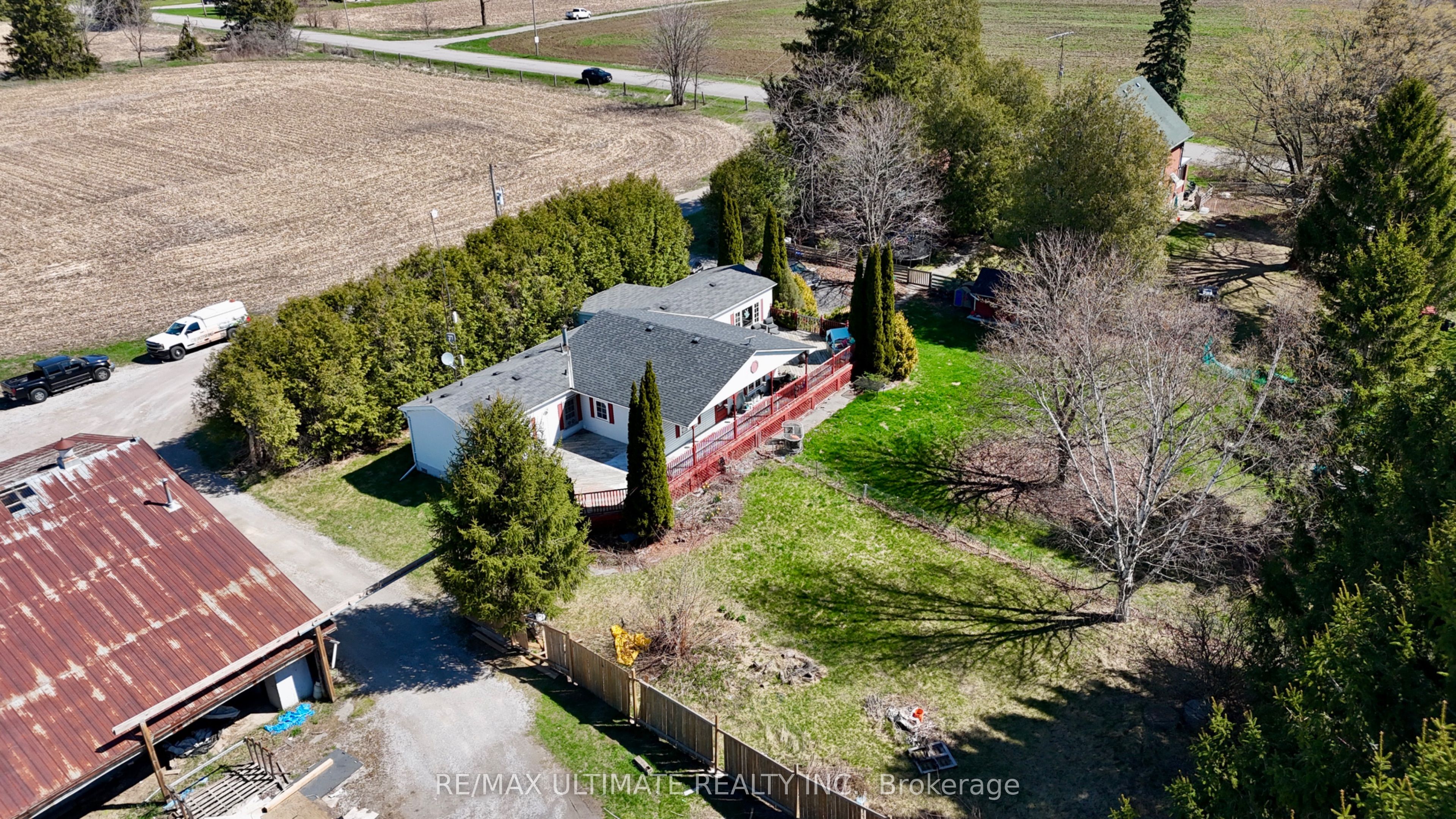 4392 Solina Rd Property Photo 8