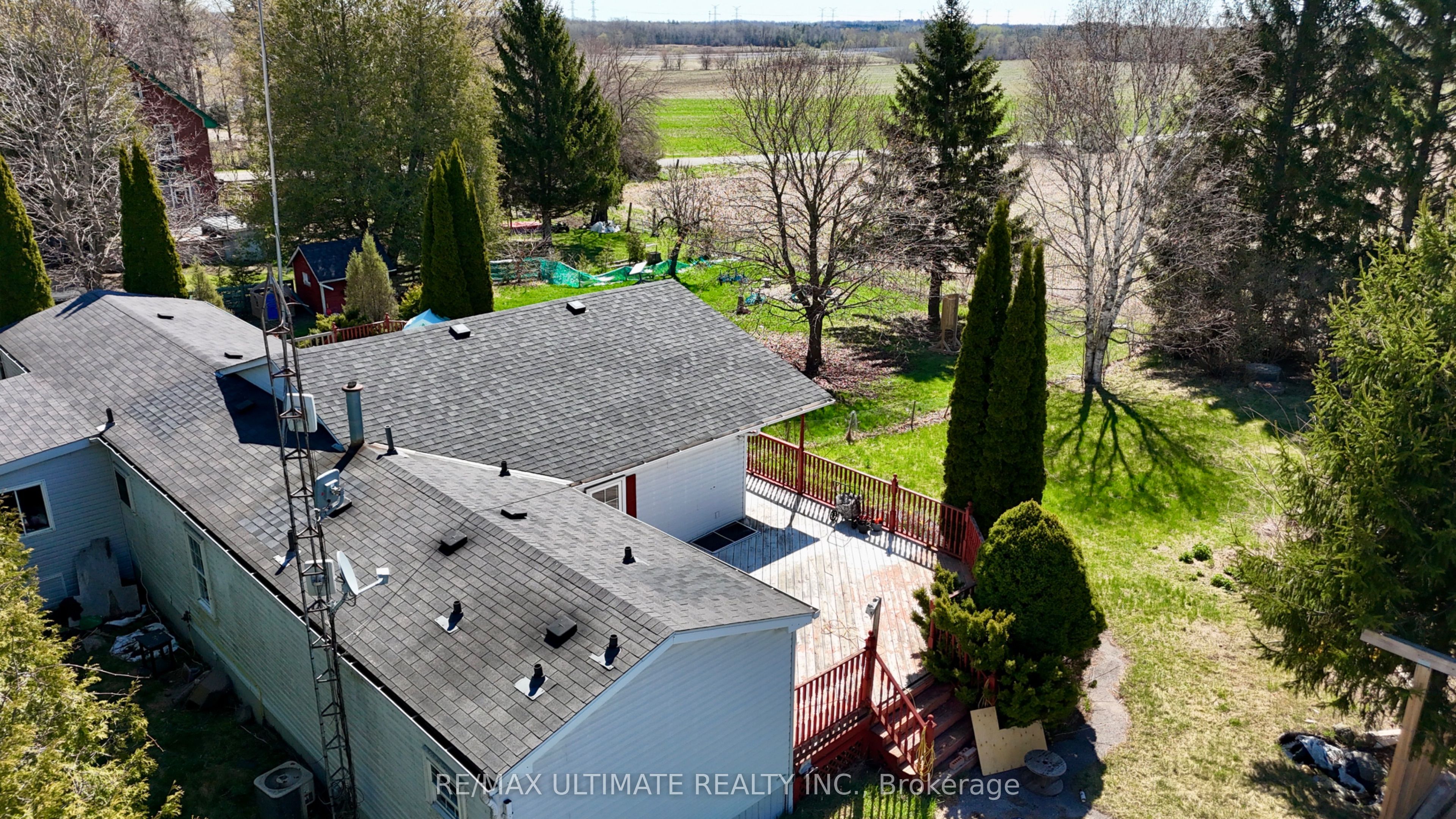 4392 Solina Rd Property Photo 10