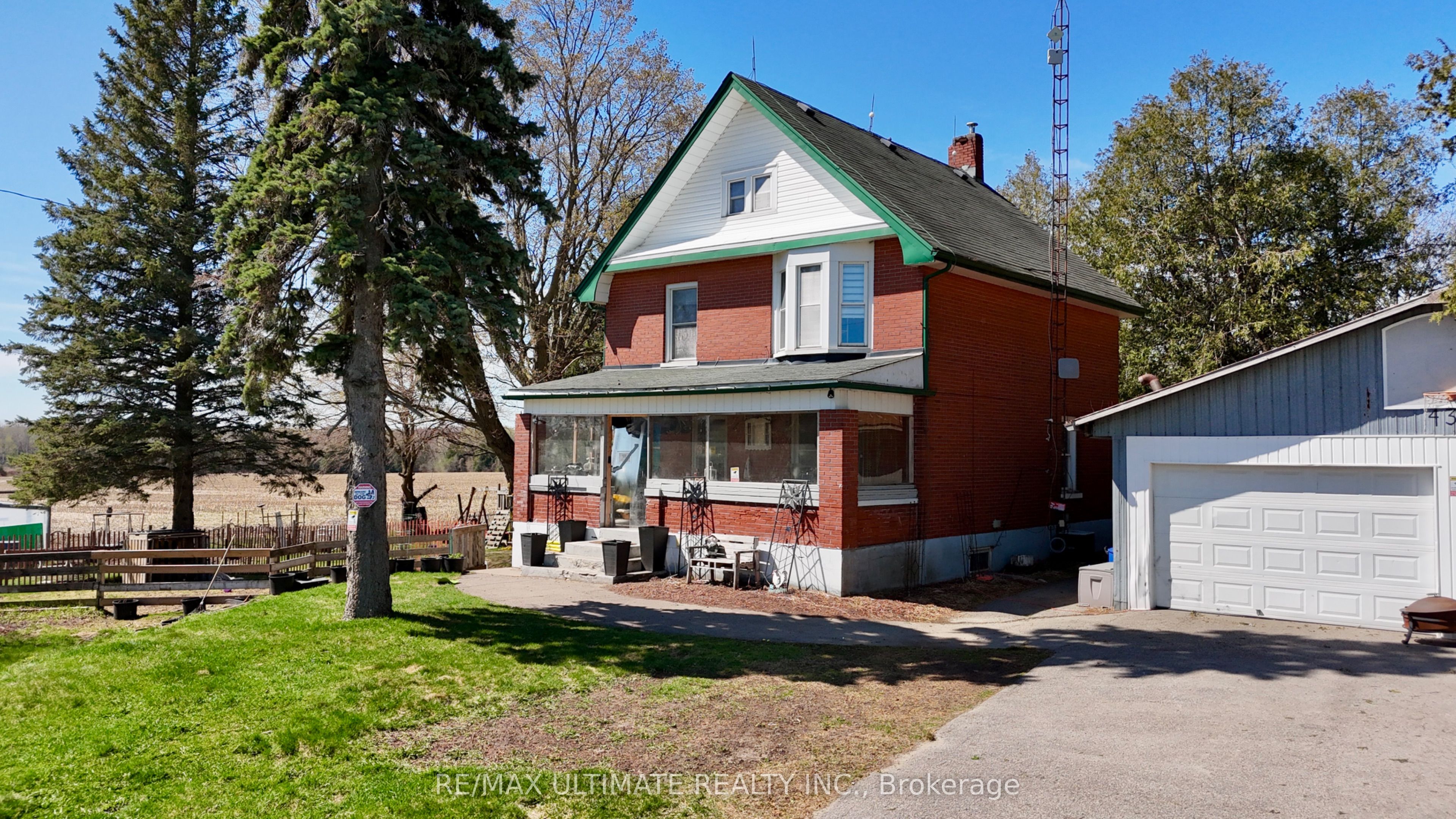 4392 Solina Rd Property Photo 17