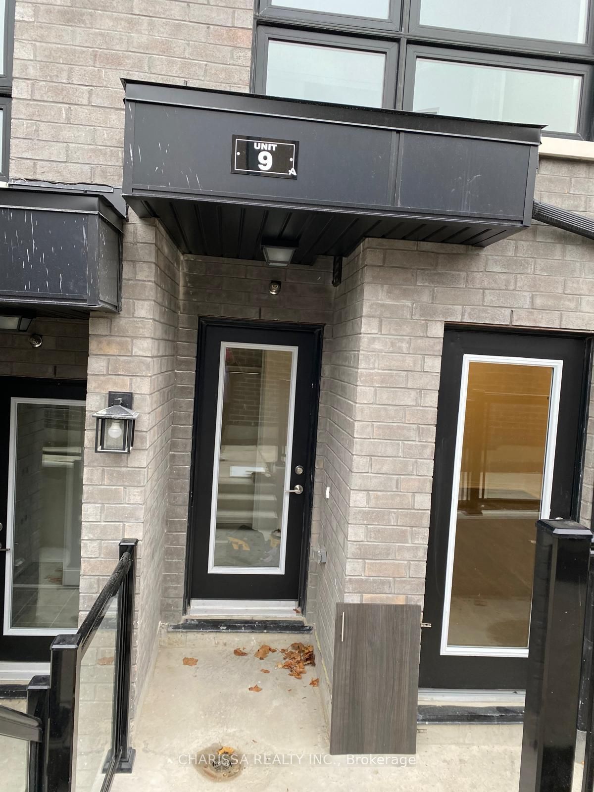 #9 - 30 Liben Way Property Photo 20