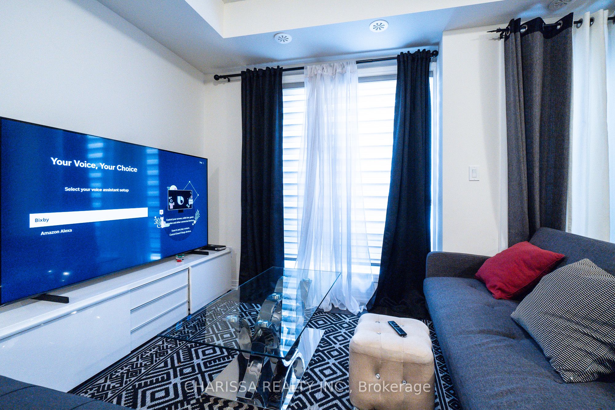 #33 - 30 Liben Way Property Photo 3