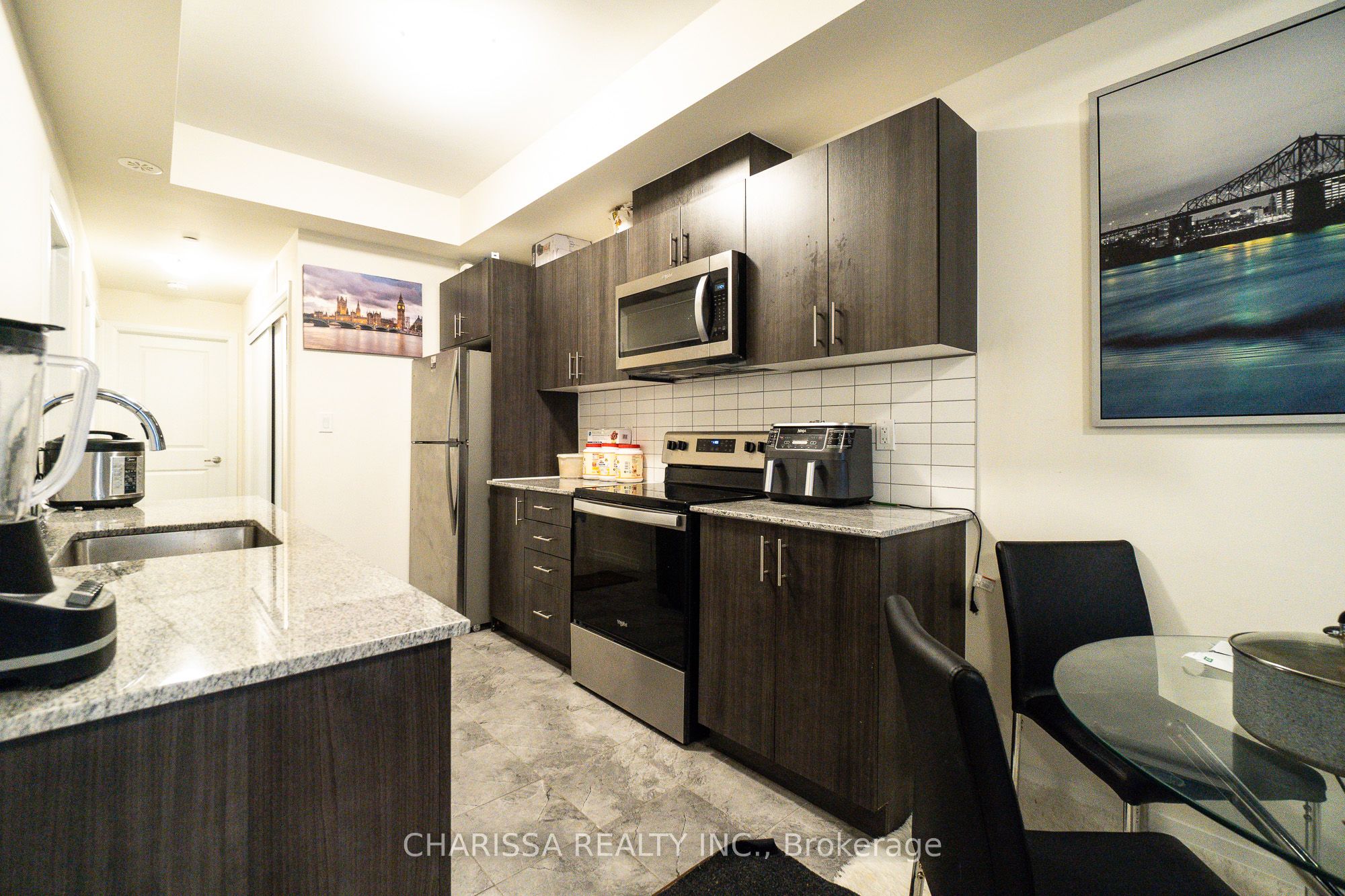 #33 - 30 Liben Way Property Photo 9