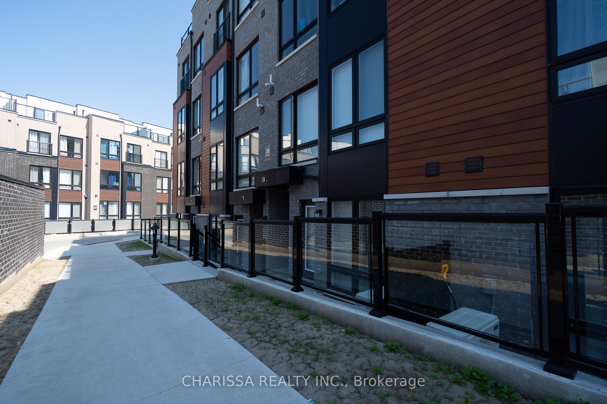 #33 - 30 Liben Way Property Photo 18