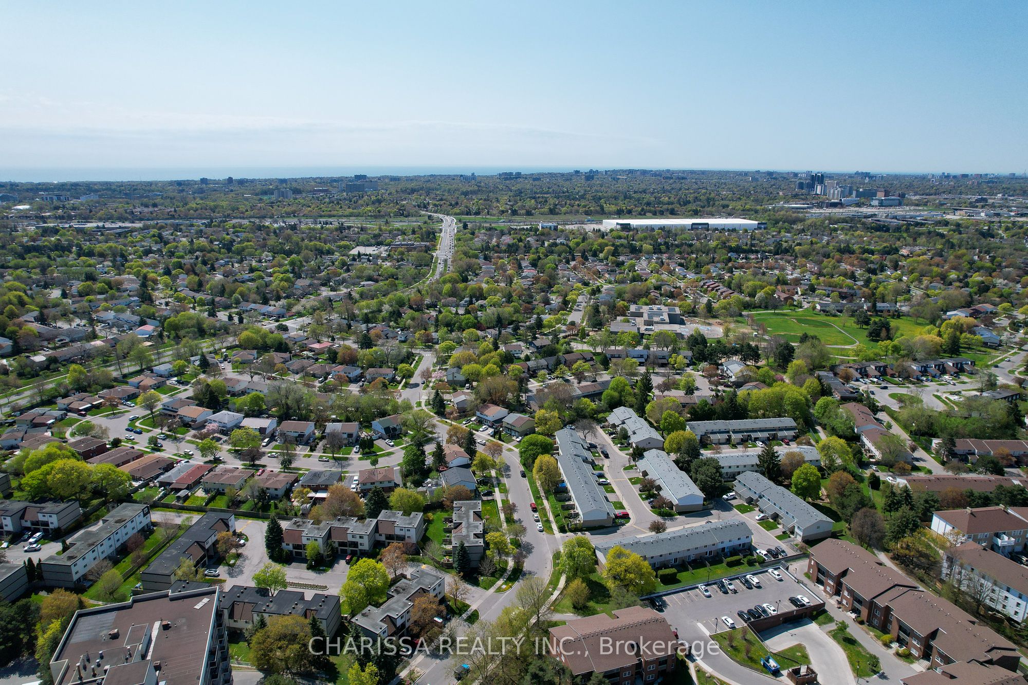#33 - 30 Liben Way Property Photo 42