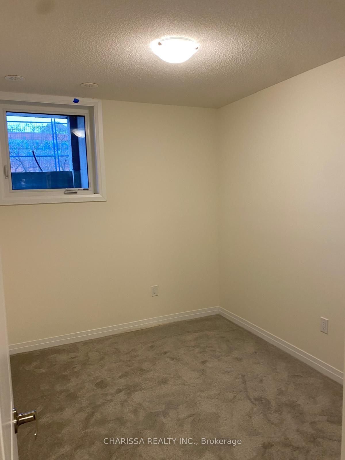 #33 - 30 Liben Way Property Photo 45