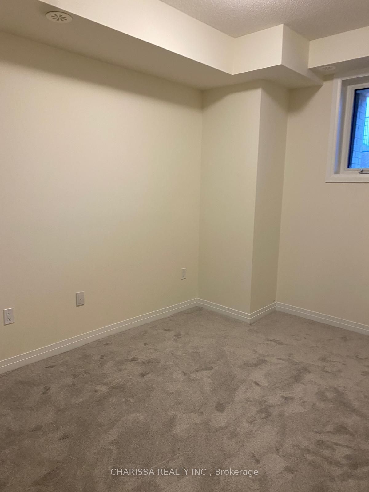 #33 - 30 Liben Way Property Photo 48