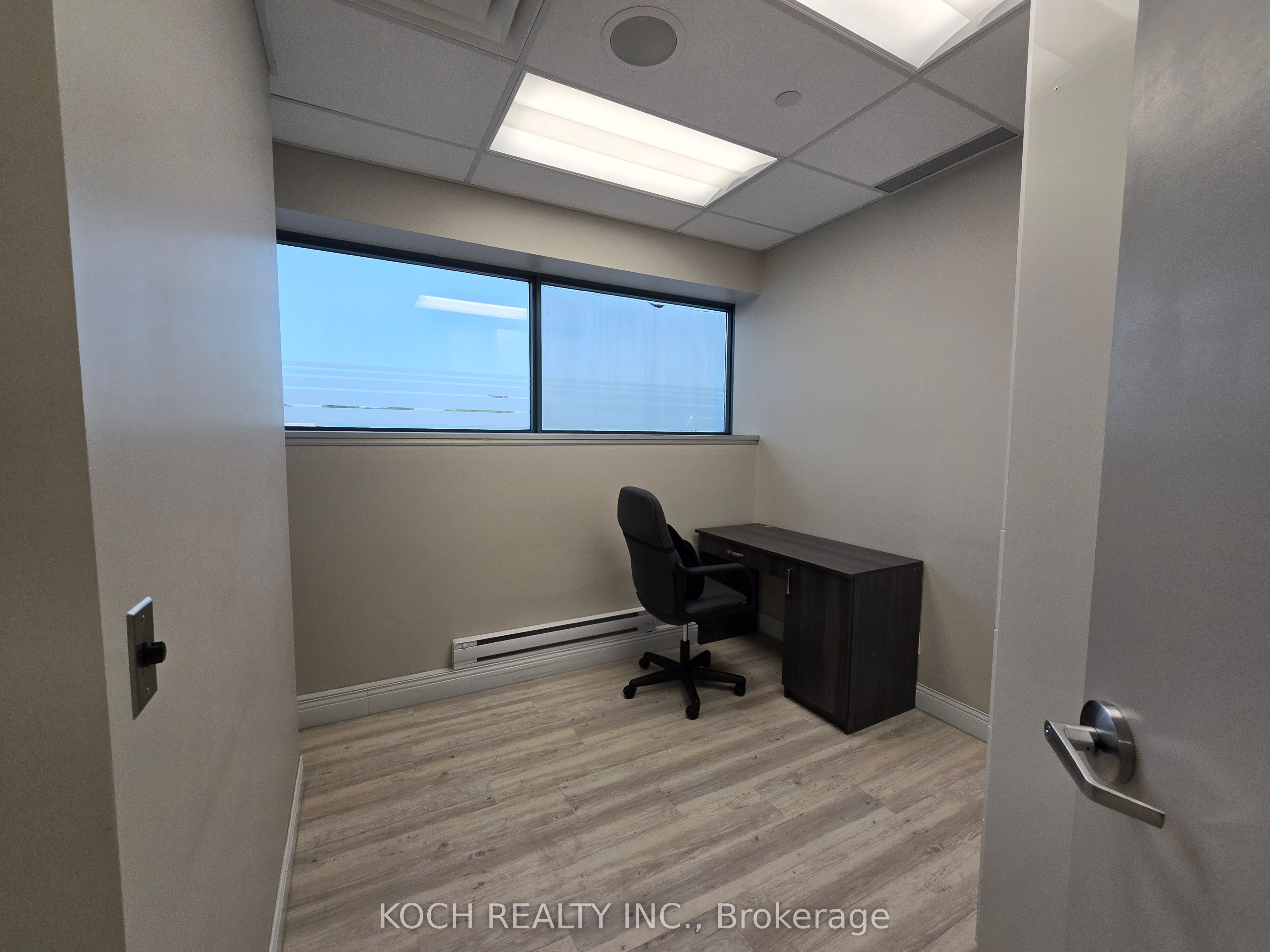 #201 - 95 Bayly Street Property Photo 4