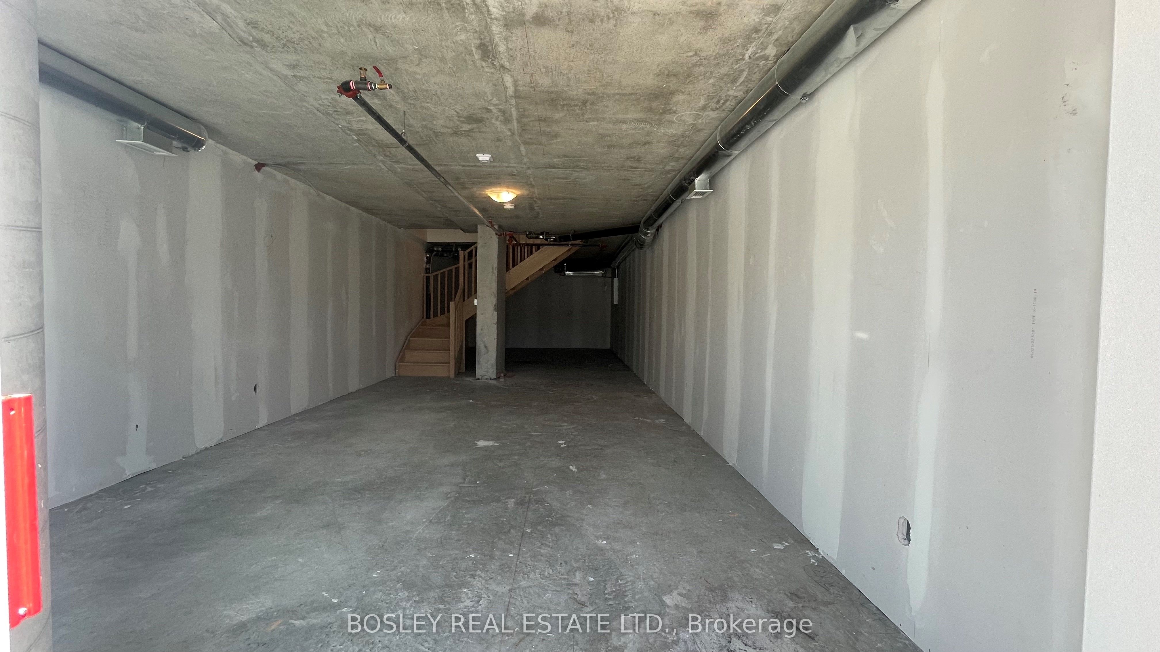 2201 Kingston Road 2211 Property Photo 5