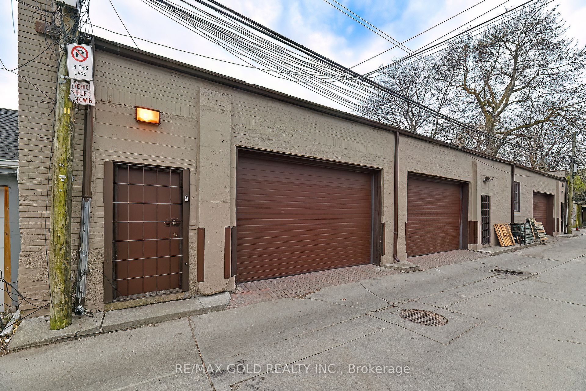 30R First Avenue Property Photo 1