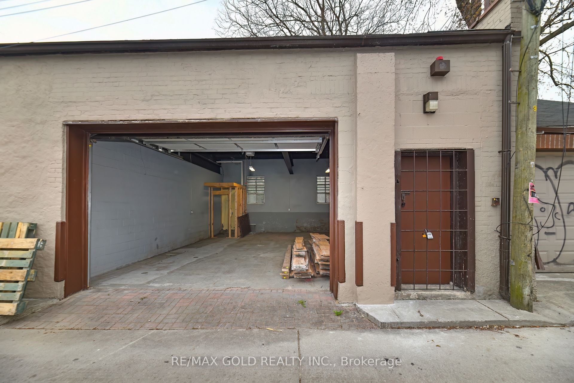 30r First Avenue Property Photo 6