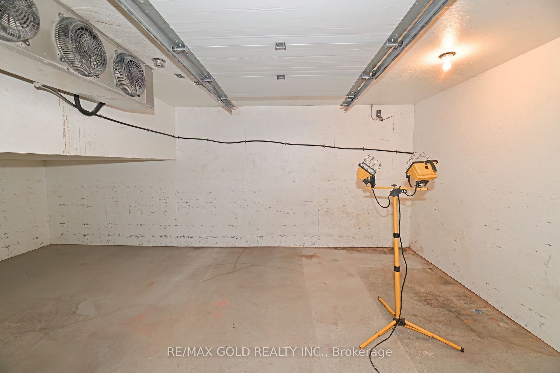30r First Avenue Property Photo 18