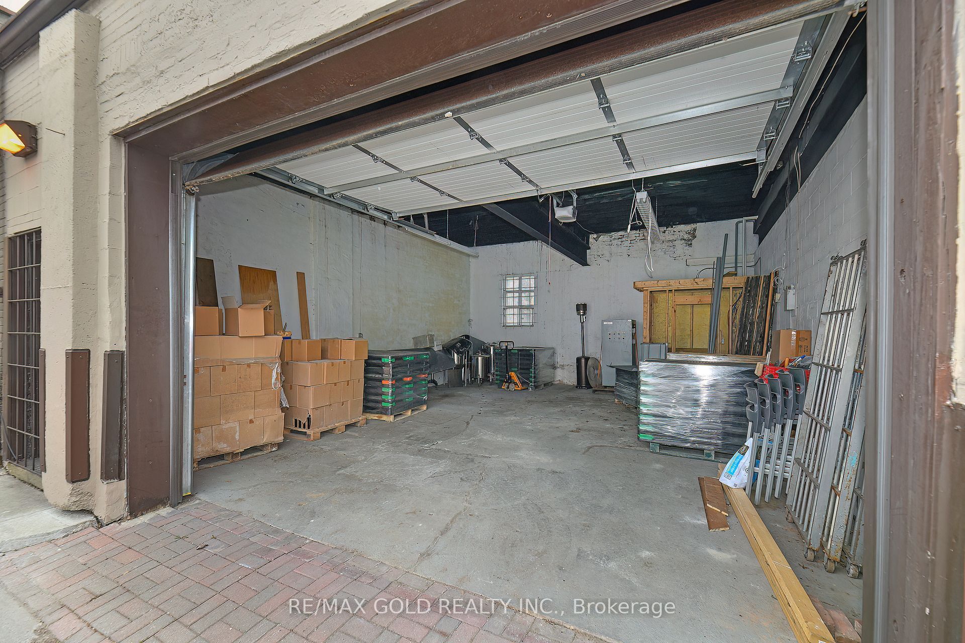 30r First Avenue Property Photo 20