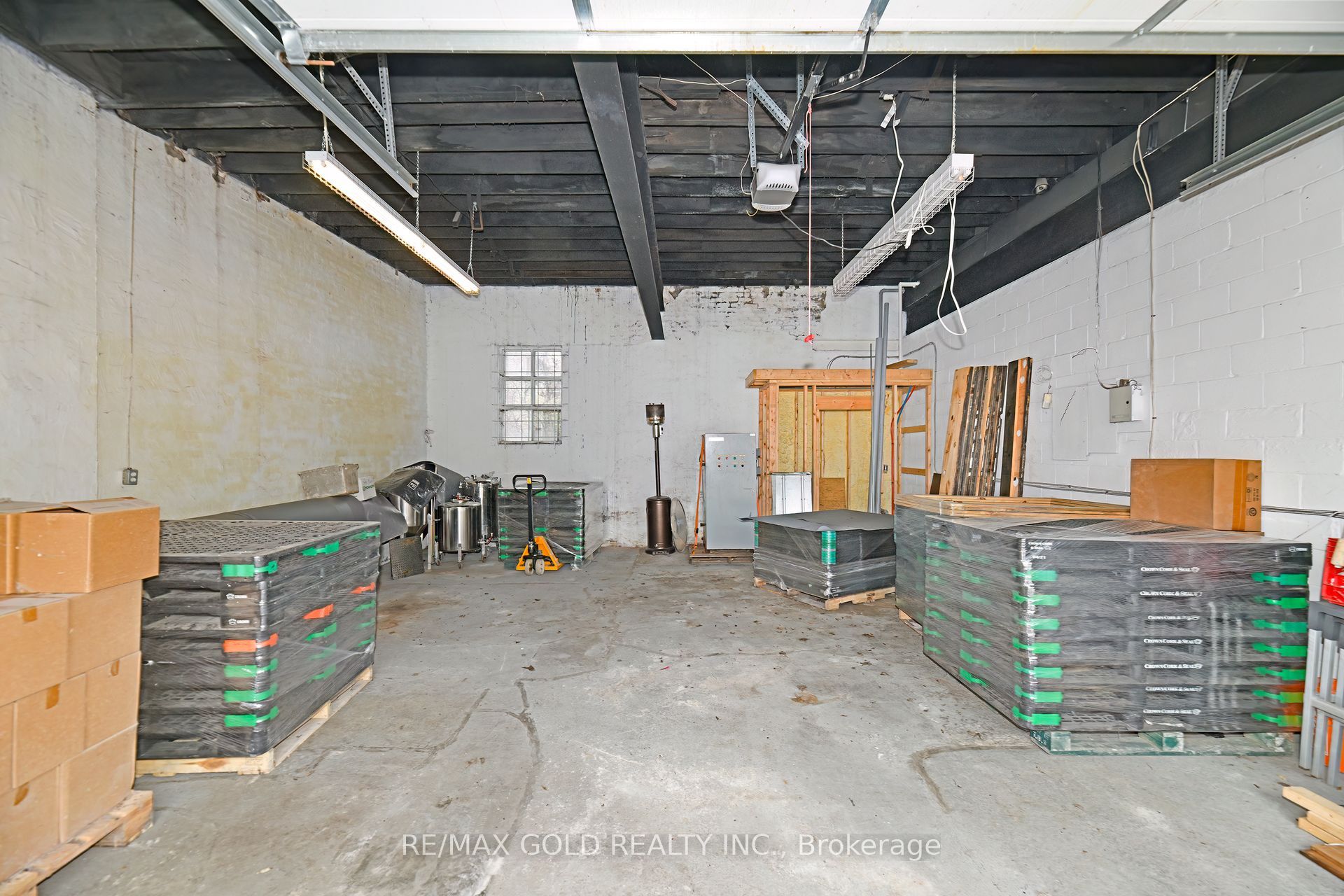 30r First Avenue Property Photo 21