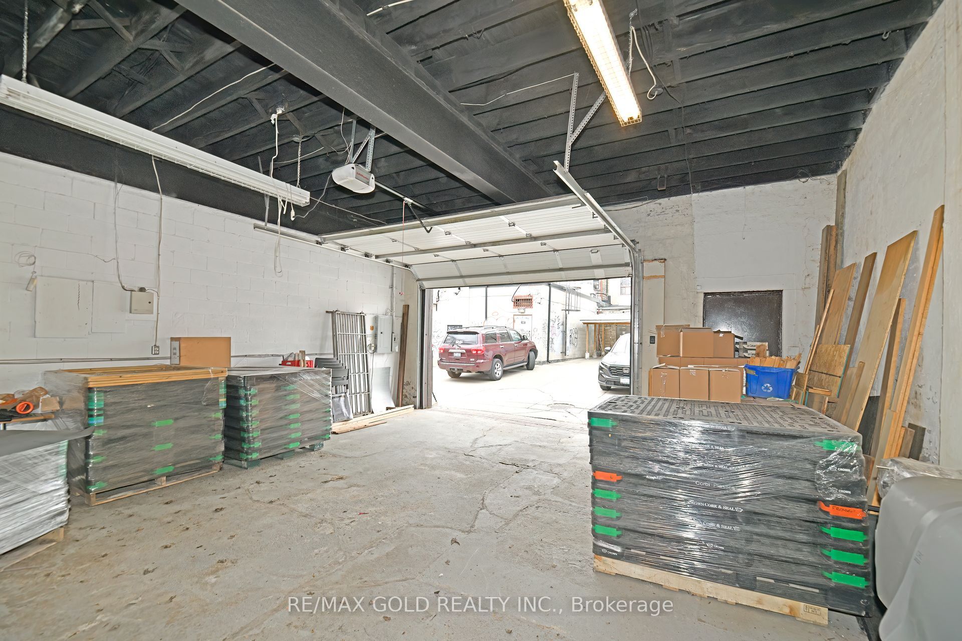 30r First Avenue Property Photo 23