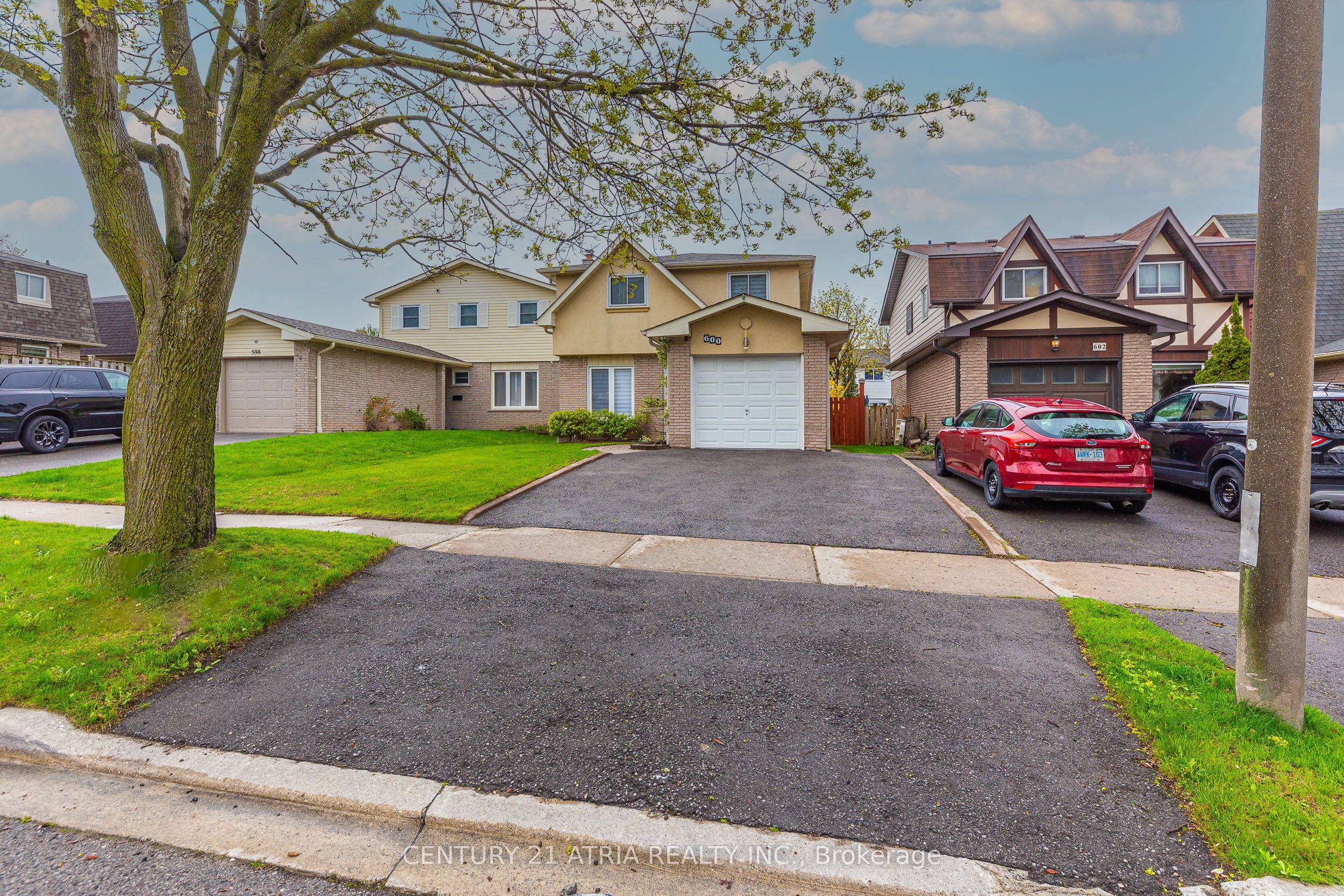 600 Stonebridge Lane Property Photo 1