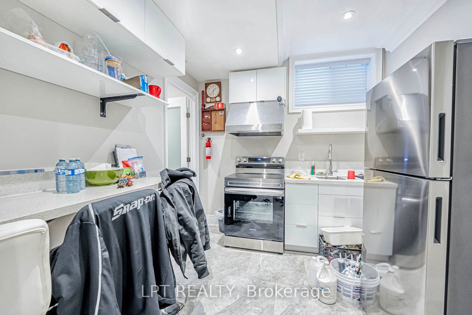 386 Kennedy Road Property Photo 29