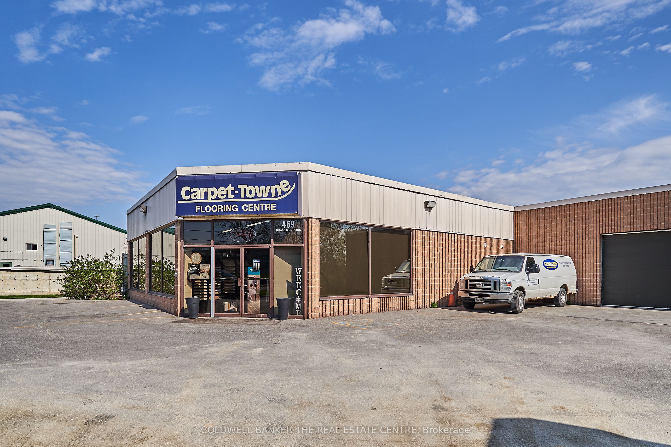 469 Kingston Road Property Photo 2