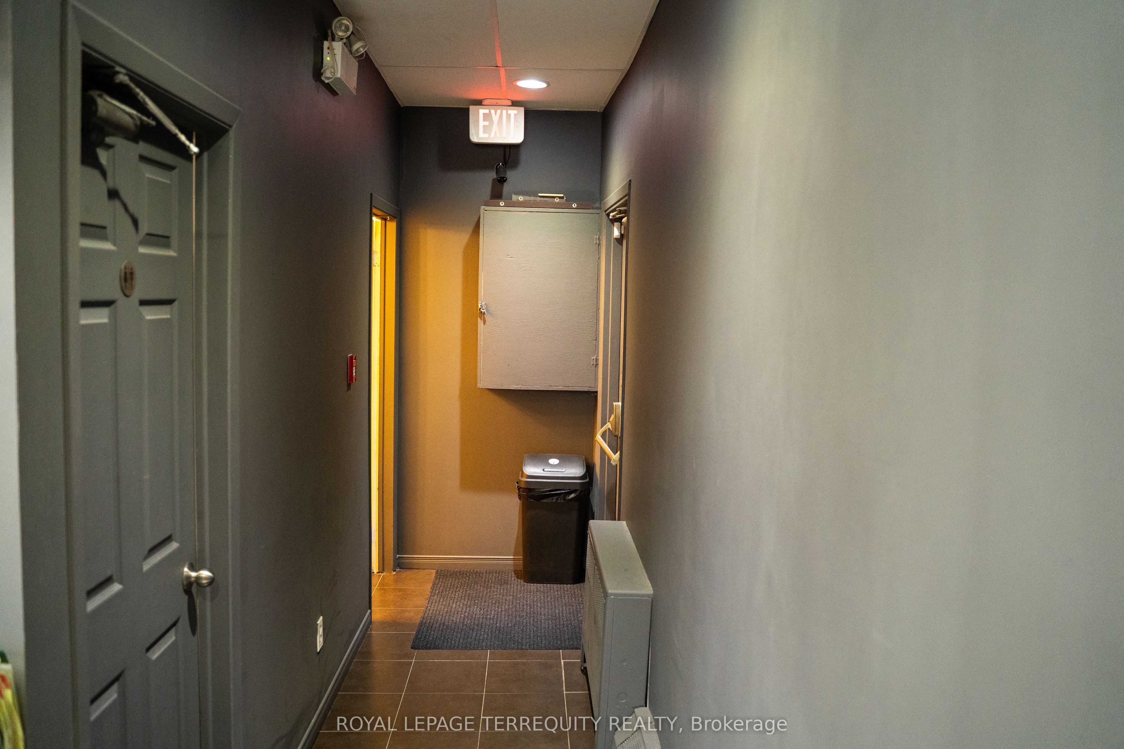103 Brock St S Property Photo 21