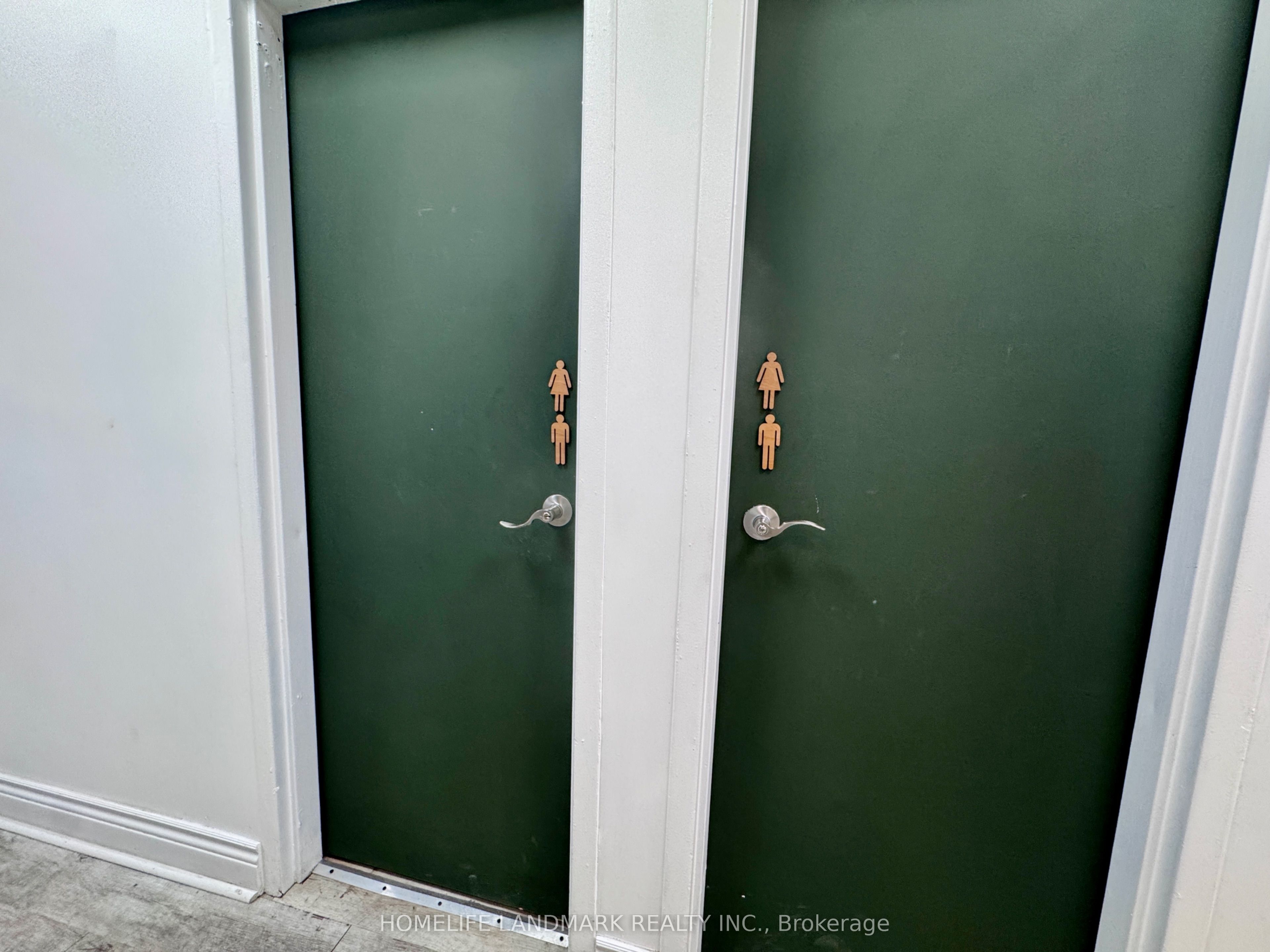 #ground Unit - 373 Broadview Avenue Property Photo 10