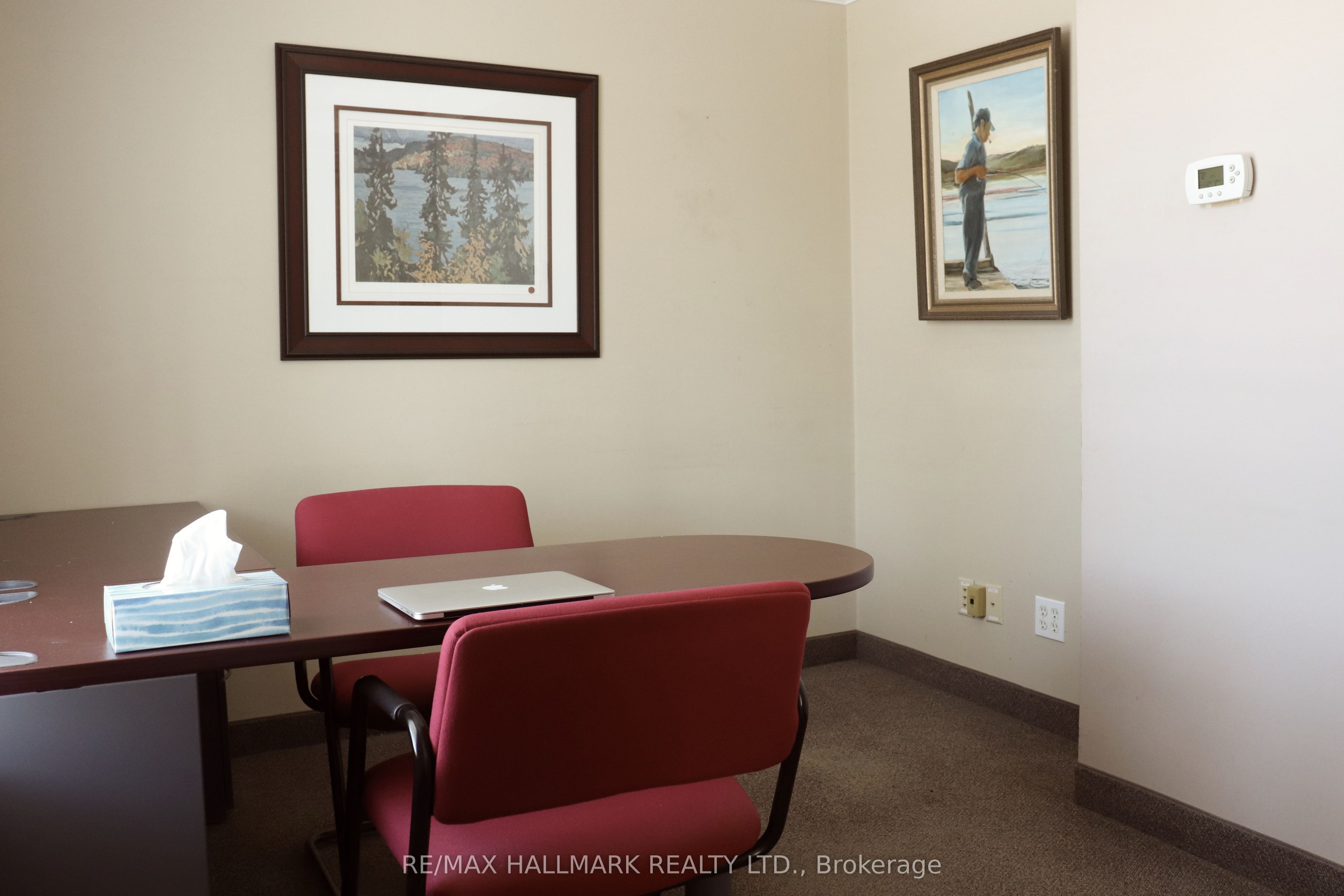 #main Level - 571 Kingston Road Property Photo 3