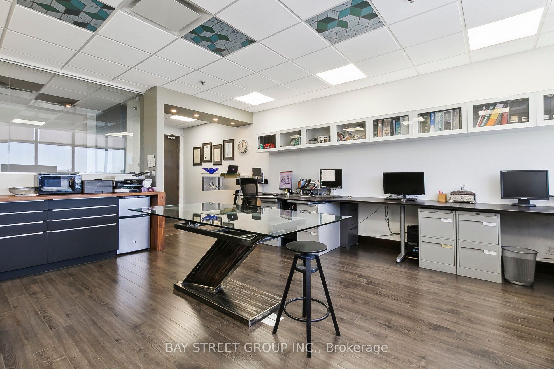 #206 - 80 Corporate Drive Property Photo 9