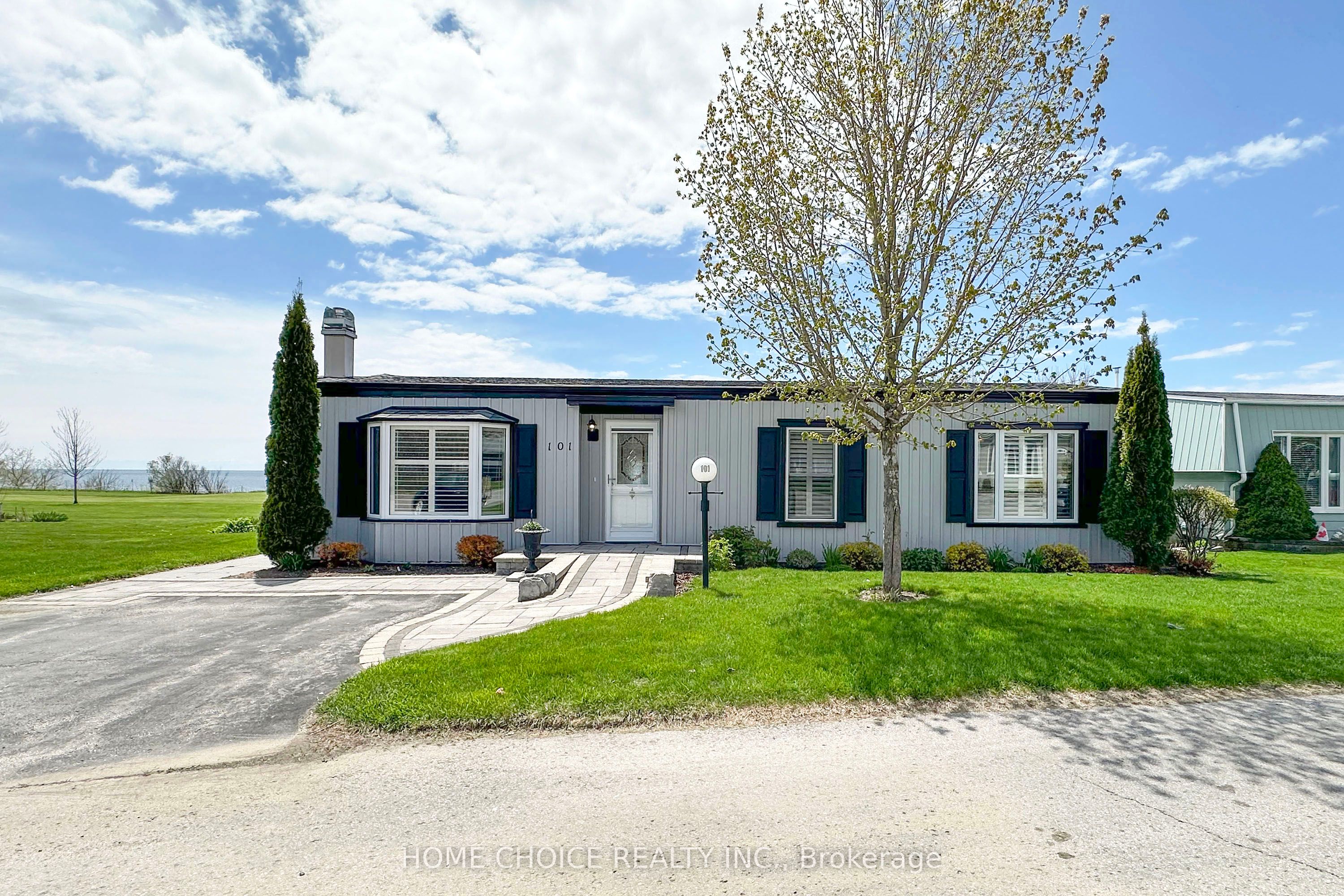 101 The Cove Road Property Photo 1