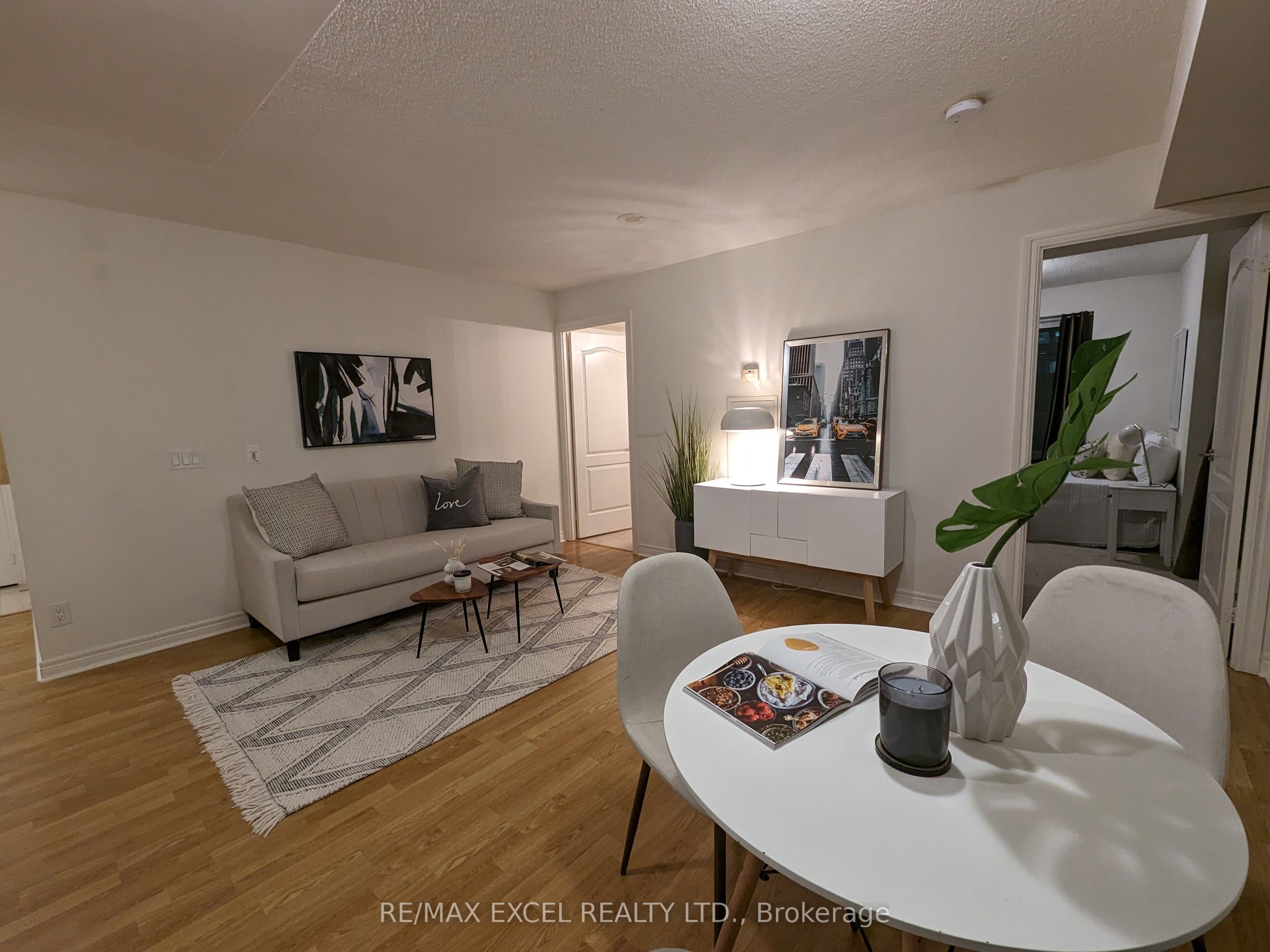 #403 - 60 Town Centre Court Property Photo 4